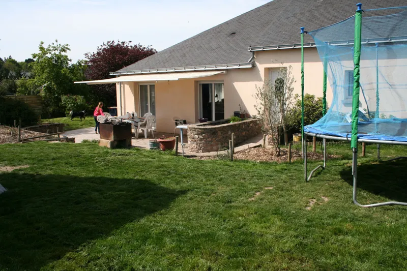 coloc sympat avec petits dejeuners ,repas du soir et toutes charges comprises