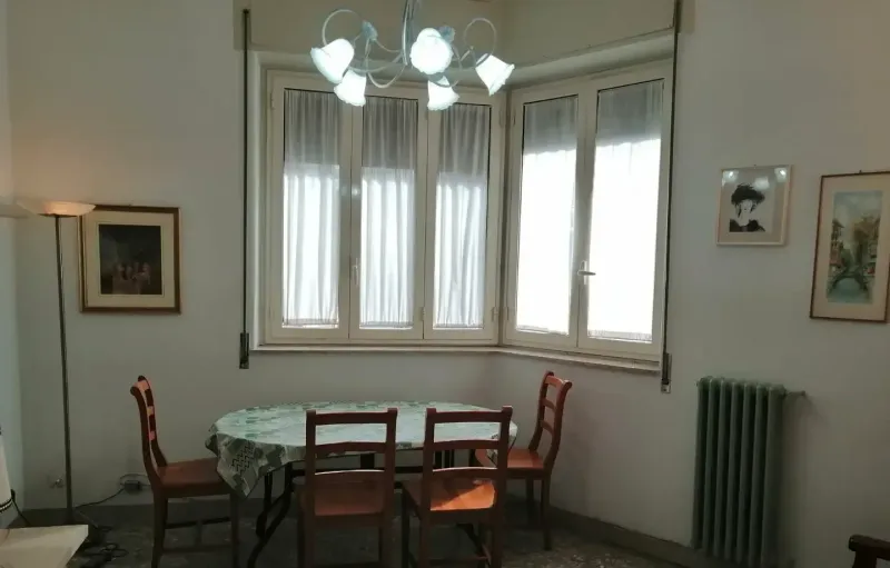 Bivani ristrutturato e arredato