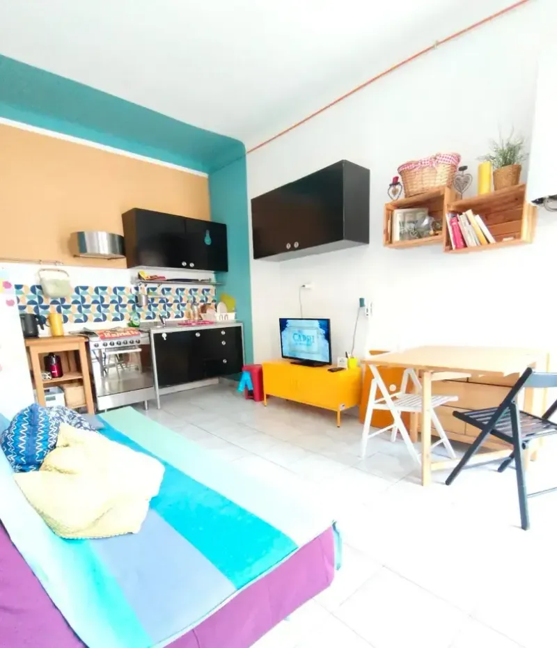 Two-room flat in Navigli/Bocconi – small terrace – max. 12 months