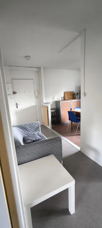 Appartement-80 m² - rue de Lorraine, 4 chambres