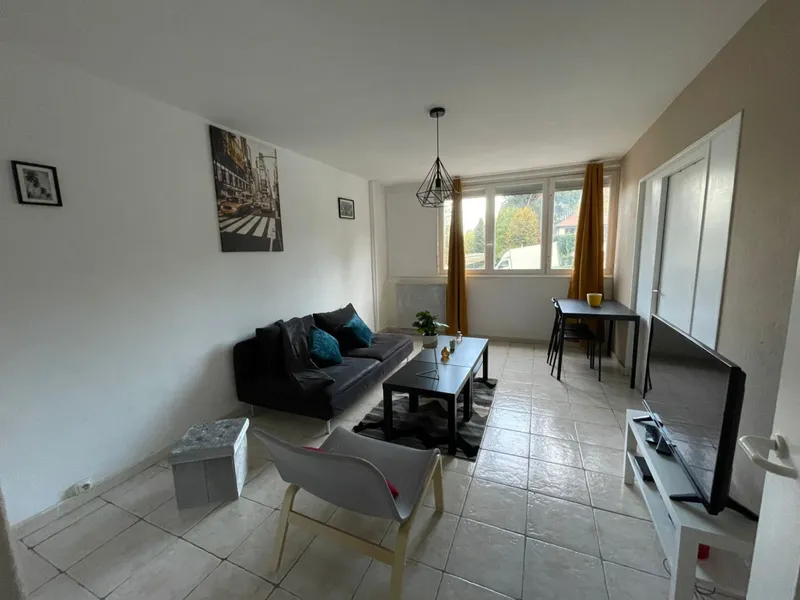 Grand appartement pour colocation étudiante/colocation jeunes actifs