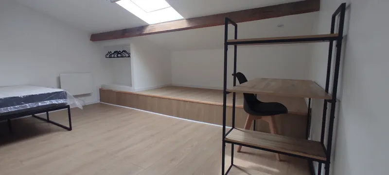 Chambre dans maison rénovée entièrement